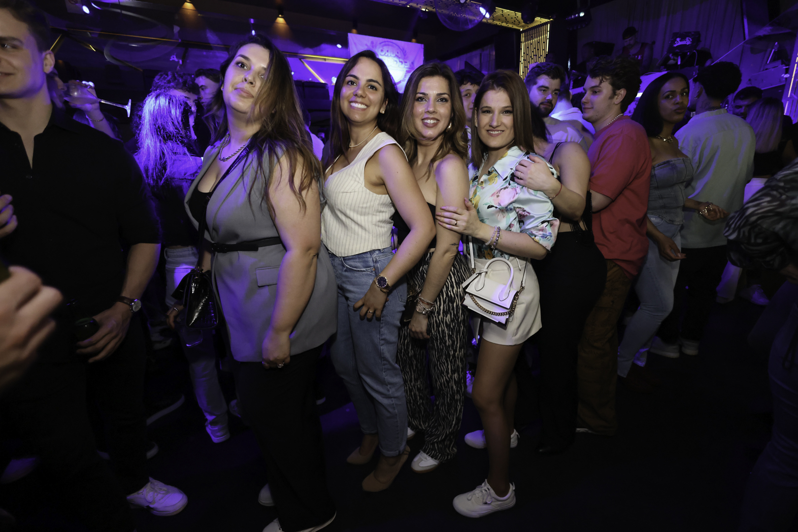 images/galleries/492/puro-reggaeton-35.jpg