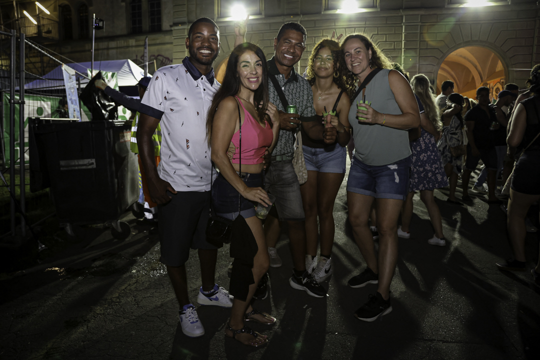 images/galleries/728/caliente-77.jpg