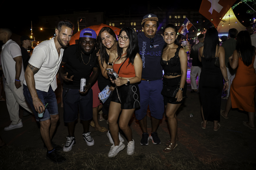 images/galleries/728/caliente-98.jpg