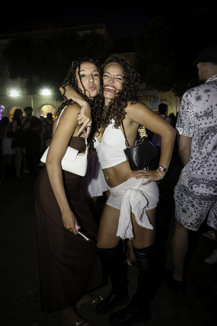 images/galleries/729/caliente-108.jpg