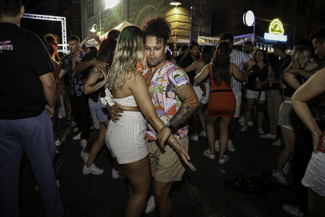 images/galleries/729/caliente-123.jpg