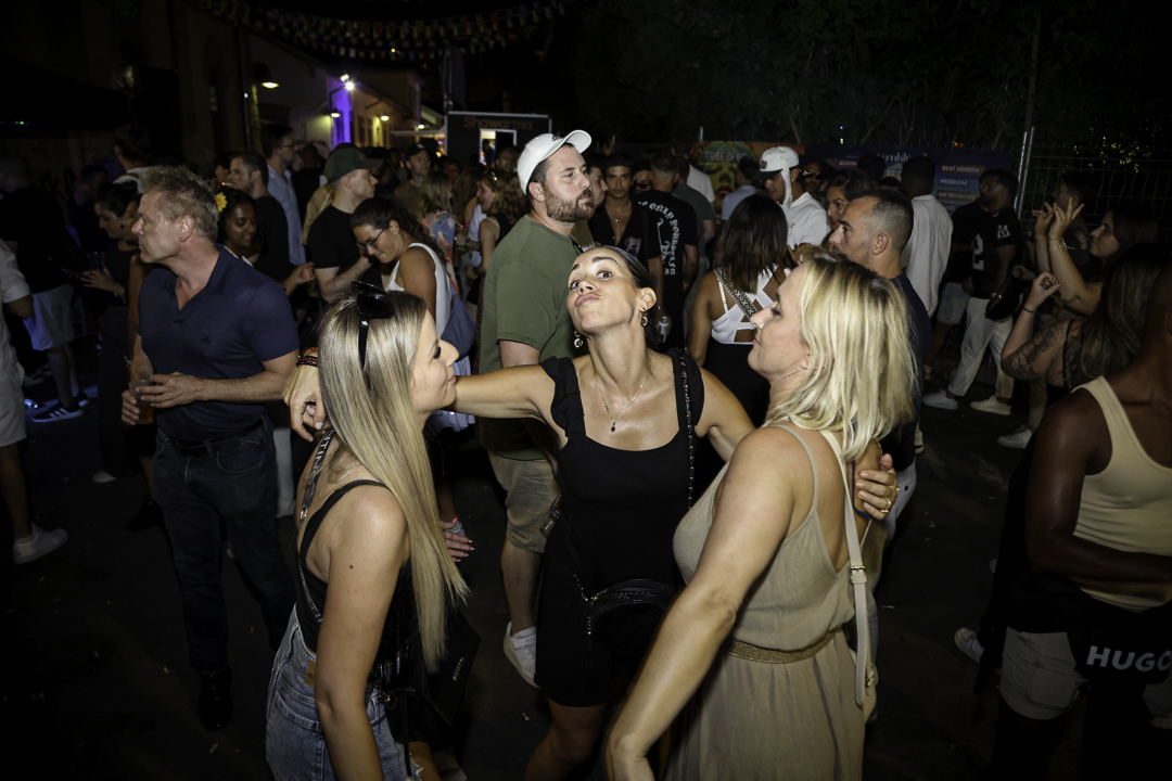 images/galleries/729/caliente-133.jpg